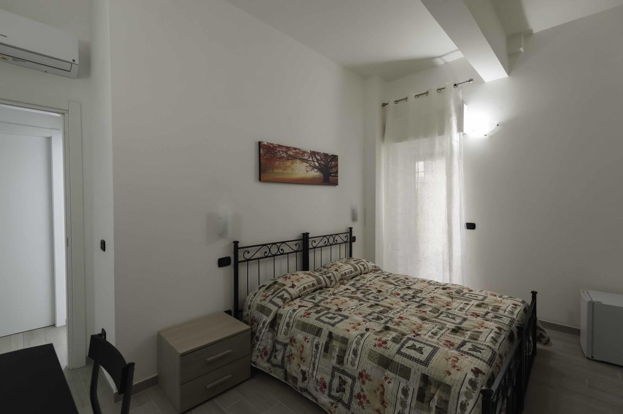 Il Giardino Dell'Eden Bed & Breakfast Acilia Exterior foto