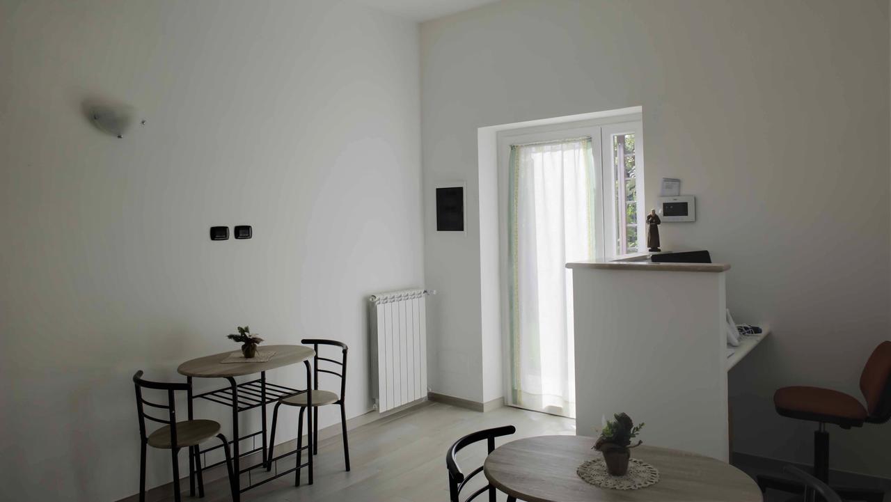 Il Giardino Dell'Eden Bed & Breakfast Acilia Exterior foto