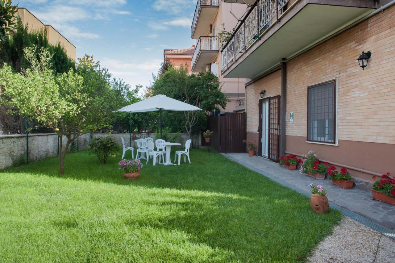 Il Giardino Dell'Eden Bed & Breakfast Acilia Exterior foto